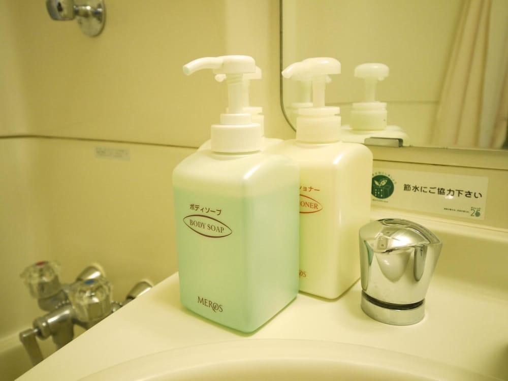Hotel Route-Inn Yokohama Bashamichi Zewnętrze zdjęcie