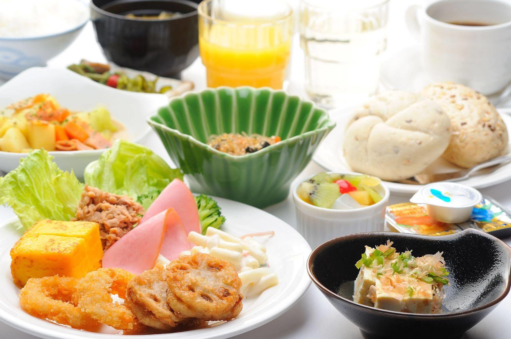 Hotel Route-Inn Yokohama Bashamichi Zewnętrze zdjęcie